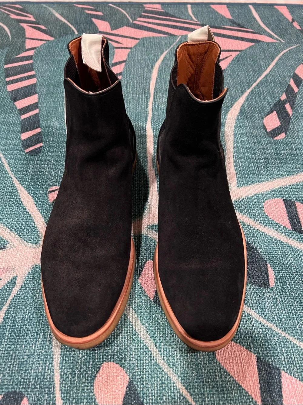 Common Projects these chelseas